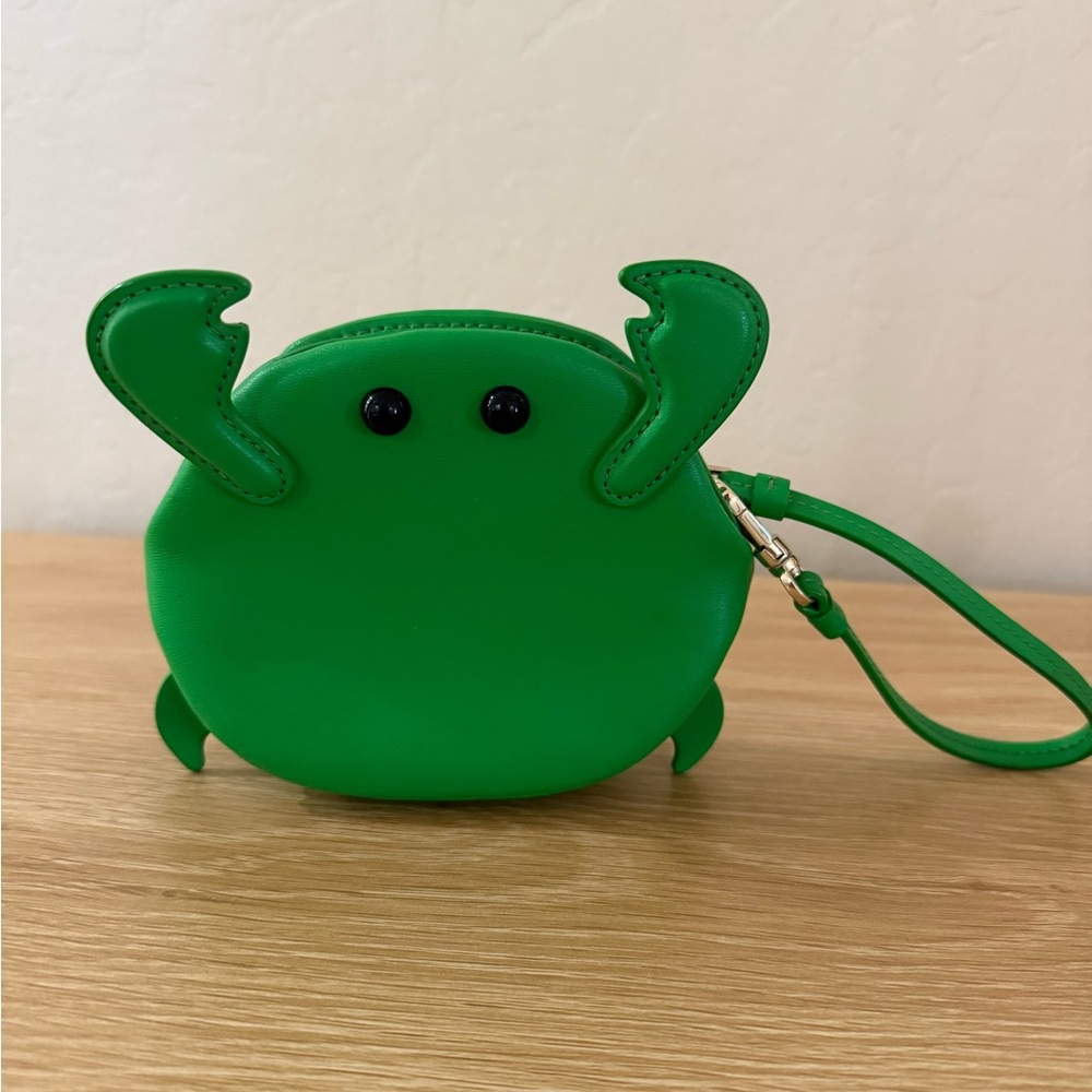 Kate spade crab wristlet